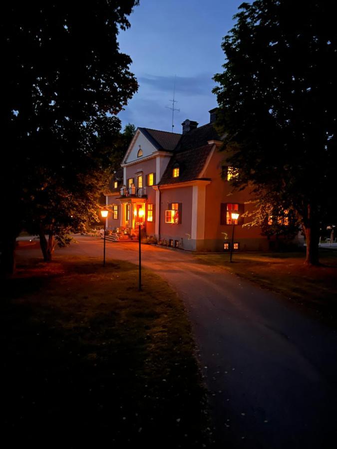 Herrgards Hotell Gyllene Haesten Vastervik Luaran gambar